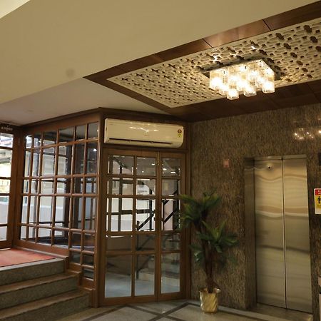 Hotel Mangalore International Bagian luar foto