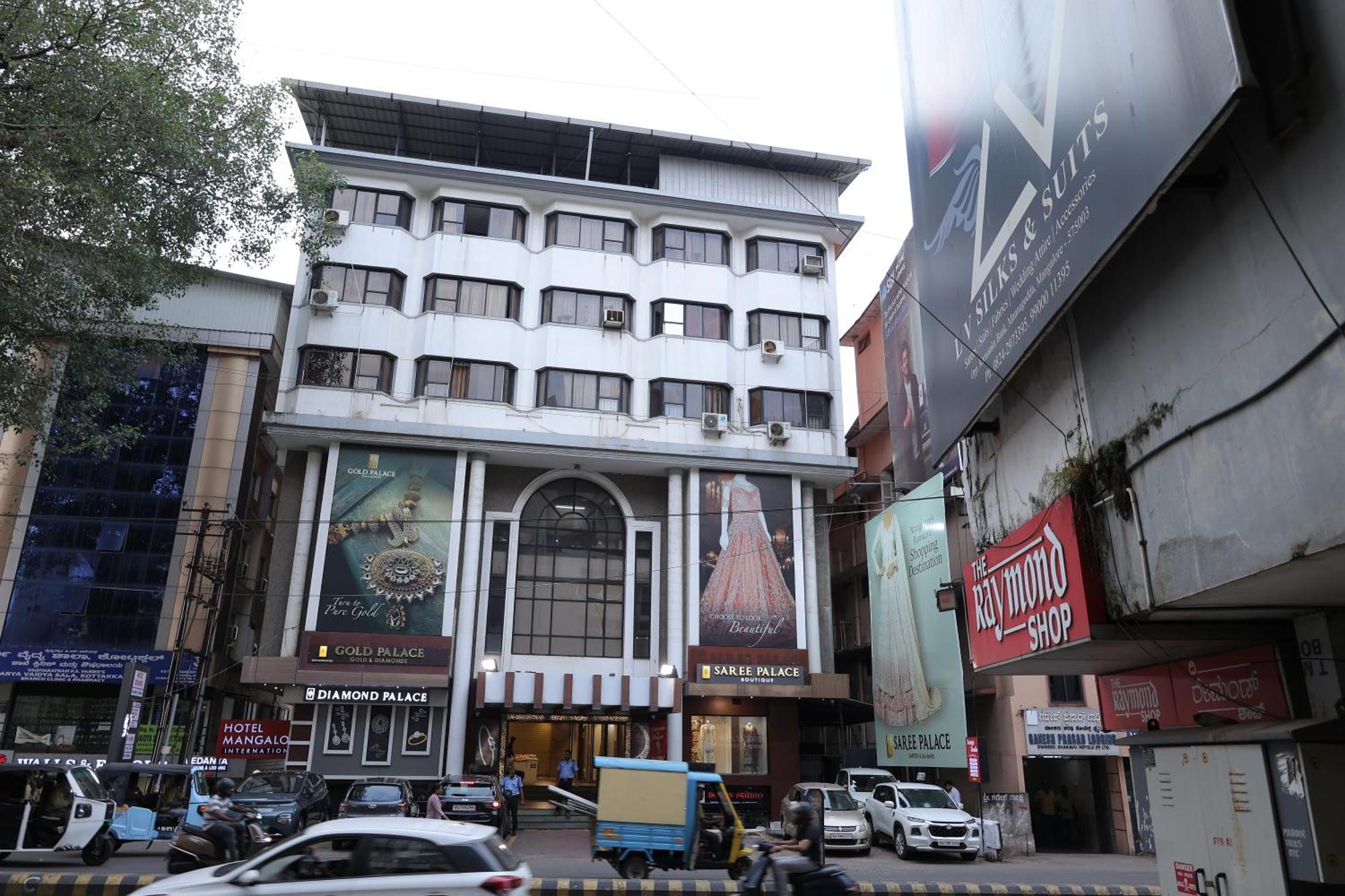 Hotel Mangalore International Bagian luar foto