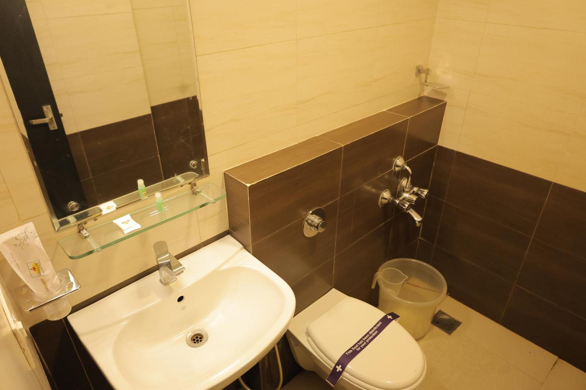 Hotel Mangalore International Bagian luar foto