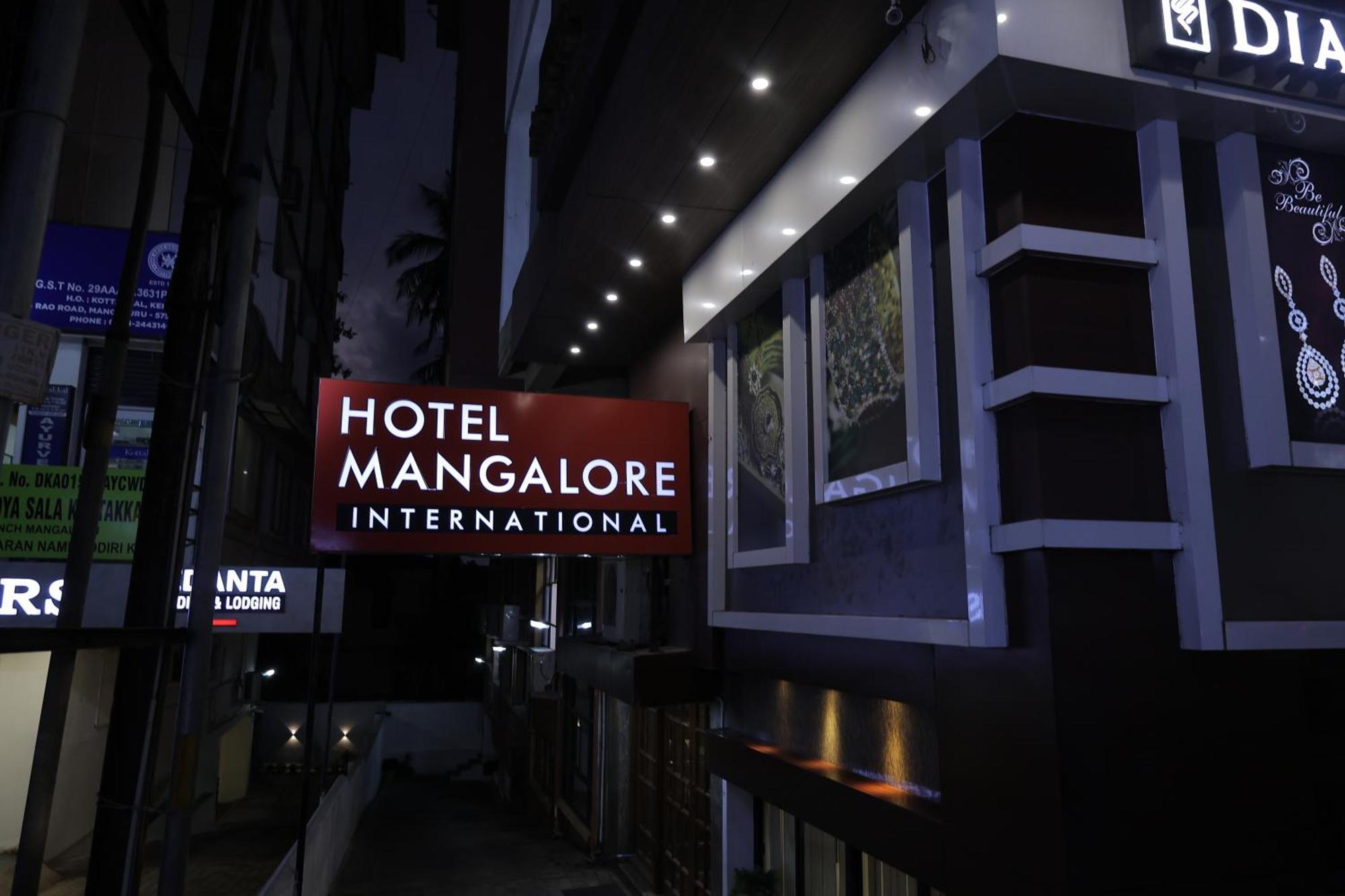 Hotel Mangalore International Bagian luar foto