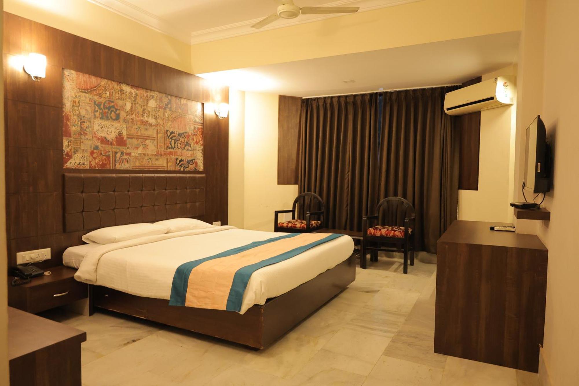 Hotel Mangalore International Bagian luar foto