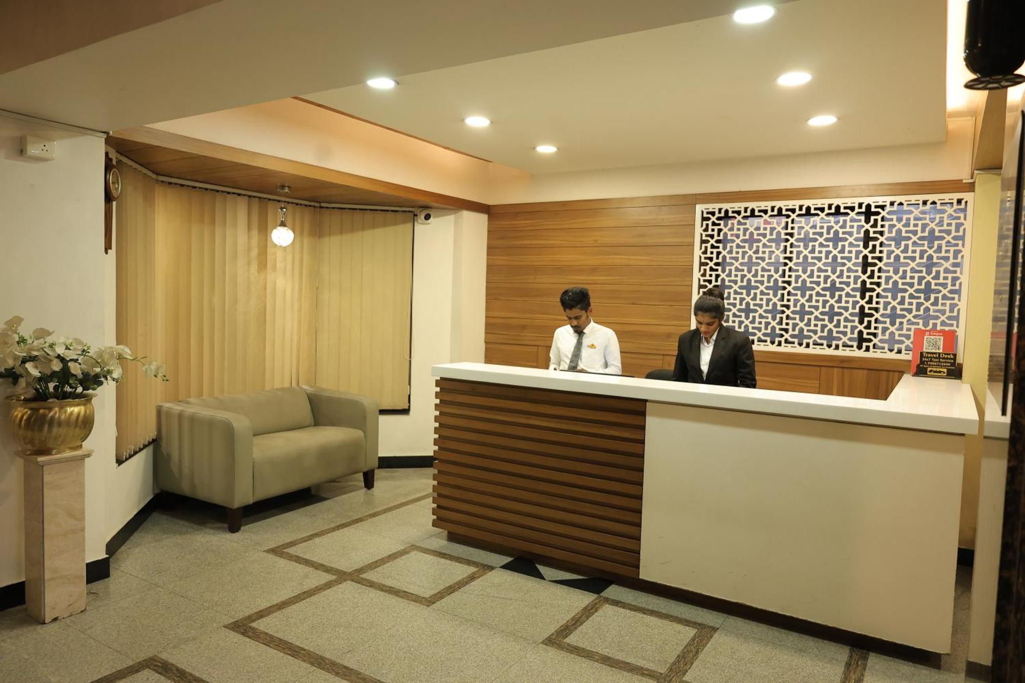 Hotel Mangalore International Bagian luar foto