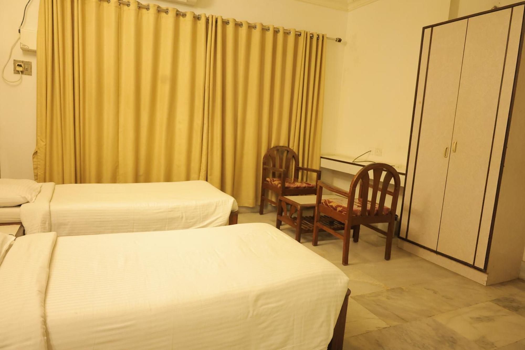 Hotel Mangalore International Bagian luar foto
