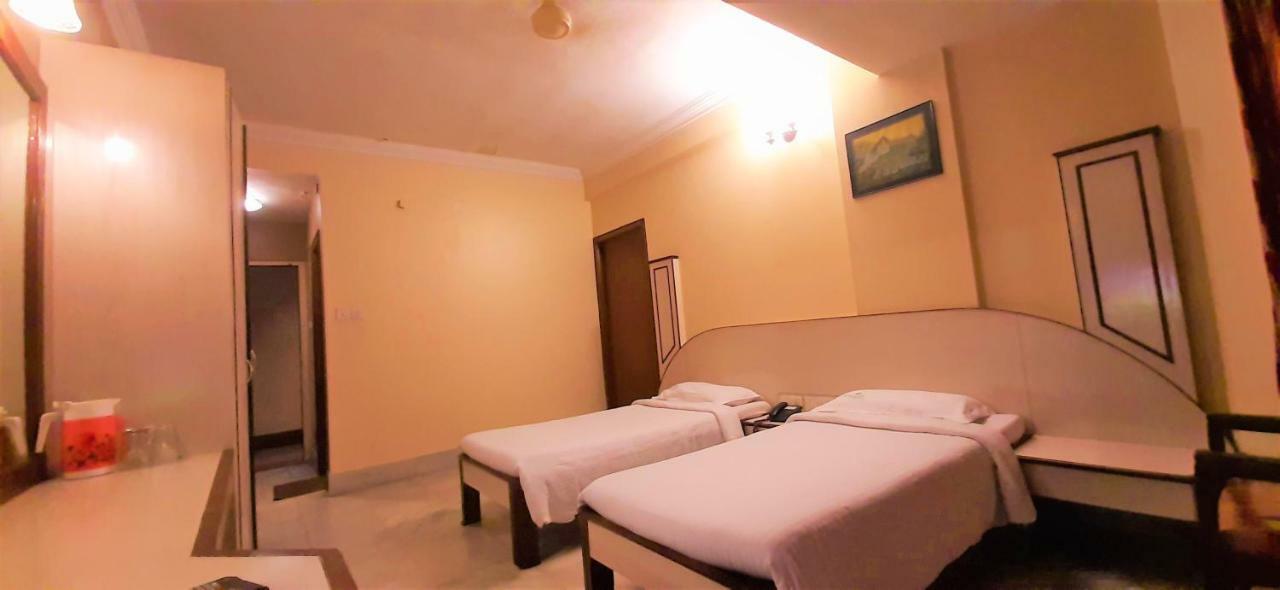 Hotel Mangalore International Bagian luar foto