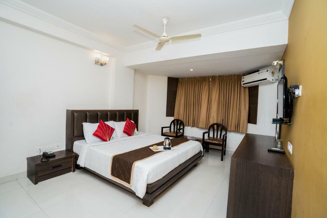Hotel Mangalore International Bagian luar foto