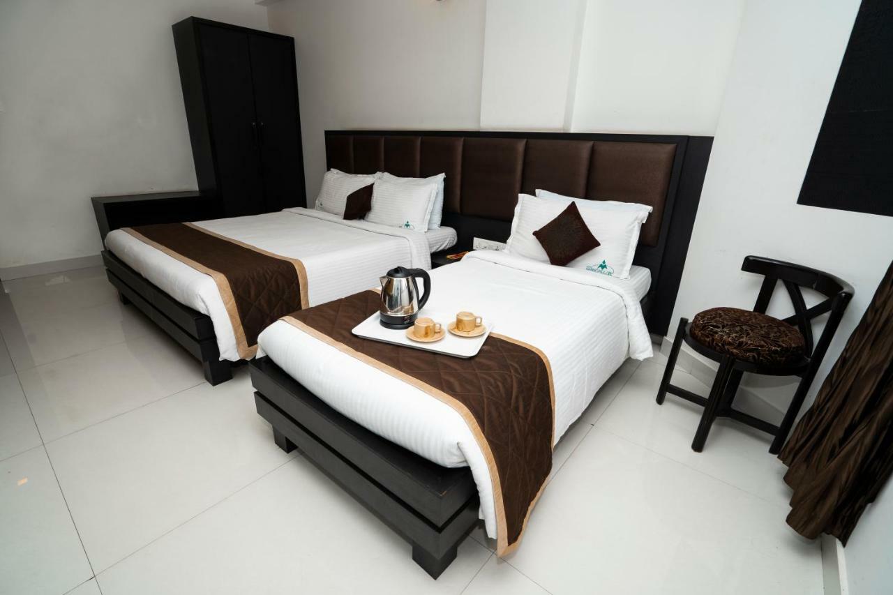 Hotel Mangalore International Bagian luar foto